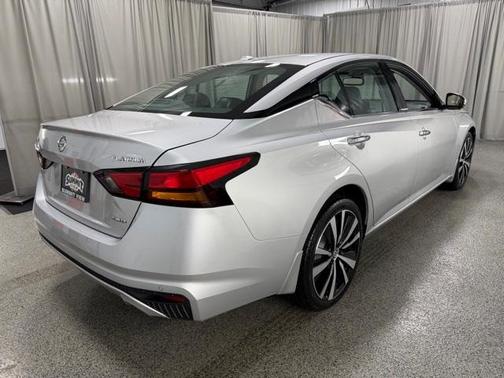 2019 Nissan Altima 2.5 Platinum