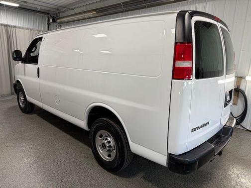 2023 GMC Savana 2500 Work Van