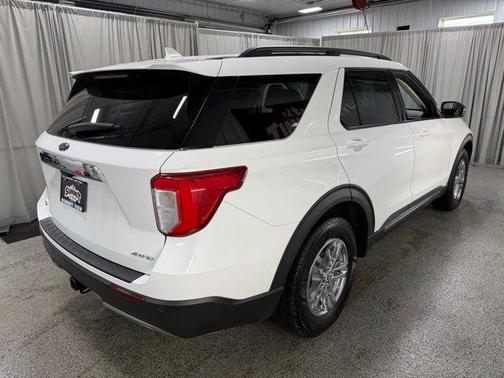 Star White 2021 Ford Explorer XLT
