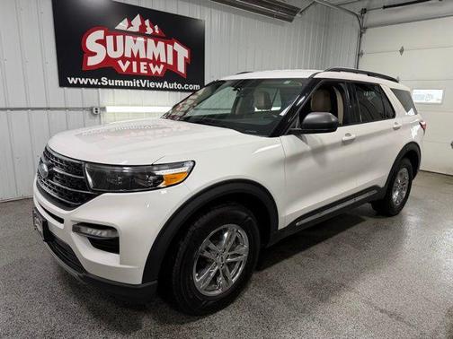 Star White 2021 Ford Explorer XLT