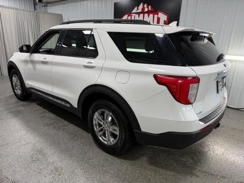 Star White 2021 Ford Explorer XLT