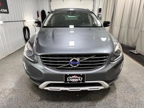 2017 Volvo XC60 T6 Dynamic