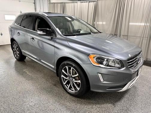 2017 Volvo XC60 T6 Dynamic