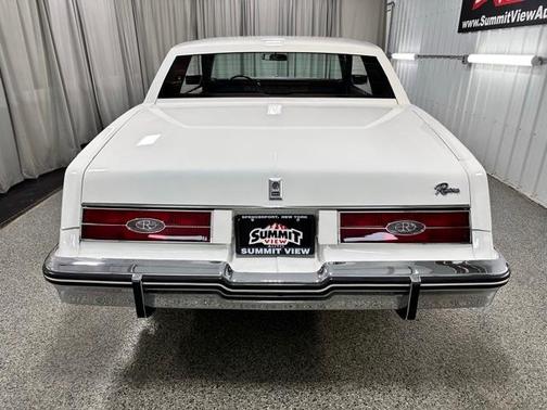 1985 Buick Riviera Base