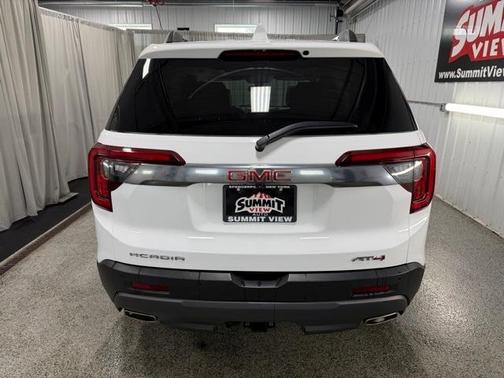 2020 GMC Acadia AT4