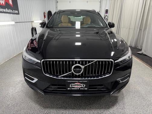 2021 Volvo XC60 Recharge Plug-In Hybrid T8 Inscription