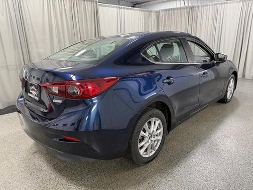2016 Mazda Mazda3 i Sport