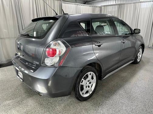 2009 Pontiac Vibe Base