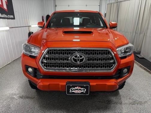 2017 Toyota Tacoma TRD Sport