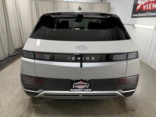2022 Hyundai IONIQ 5 SE