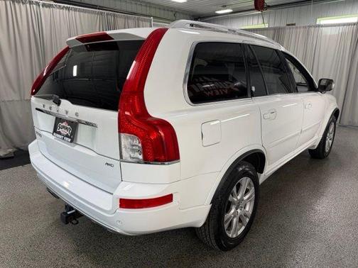 Ice White 2013 Volvo XC90 3.2 Platinum
