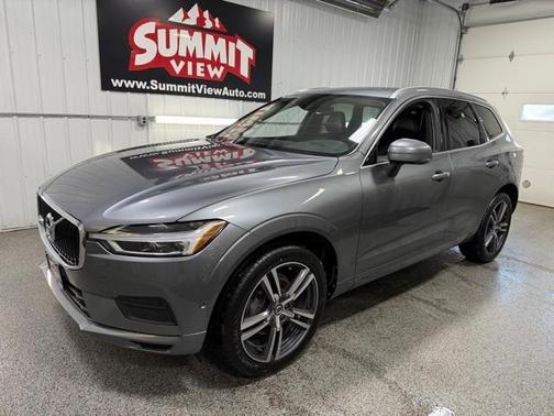2018 Volvo XC60 T5 Momentum