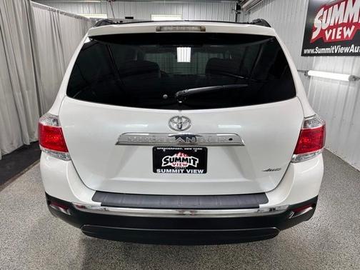 2013 Toyota Highlander SE