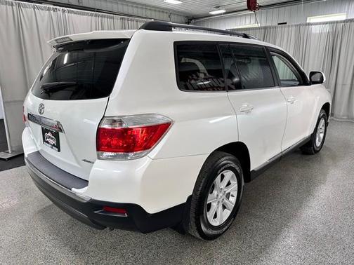 2013 Toyota Highlander SE