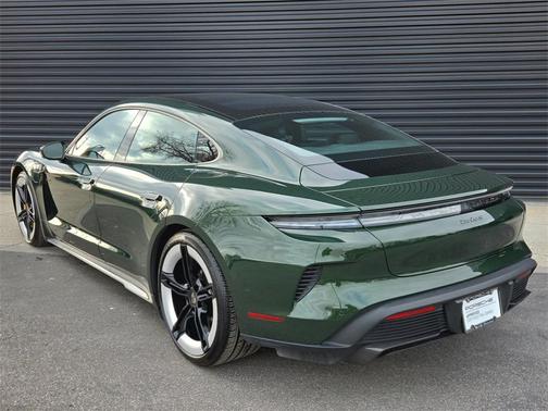 2025 Porsche Taycan Turbo S