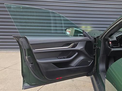 2025 Porsche Taycan Turbo S