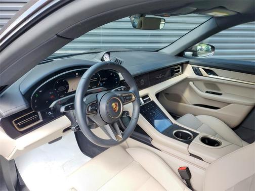 2023 Porsche Taycan Cross Turismo 4S