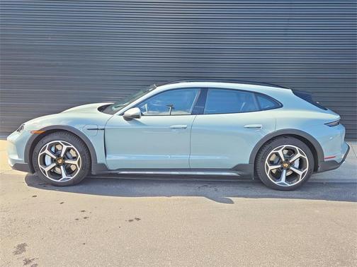 2025 Porsche Taycan 4S
