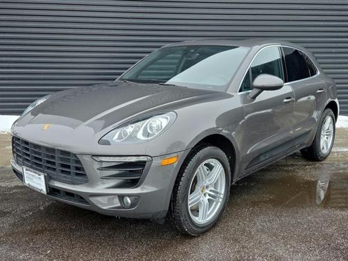 2016 Porsche Macan S