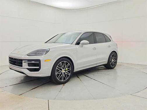 2024 Porsche Cayenne E-Hybrid S
