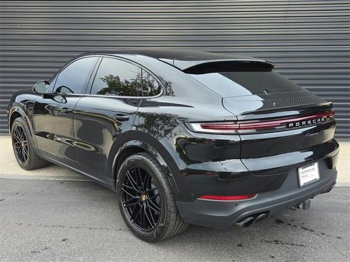 2024 Porsche Cayenne AWD