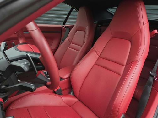Carrara White Metallic 2021 Porsche 911 Carrera 4