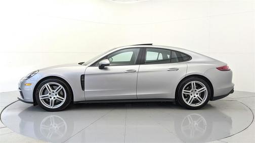 2018 Porsche Panamera 4S