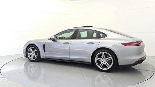 2018 Porsche Panamera 4S
