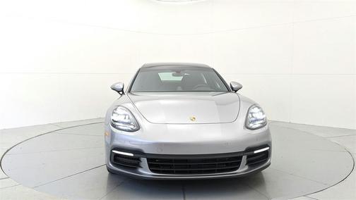 2018 Porsche Panamera 4S