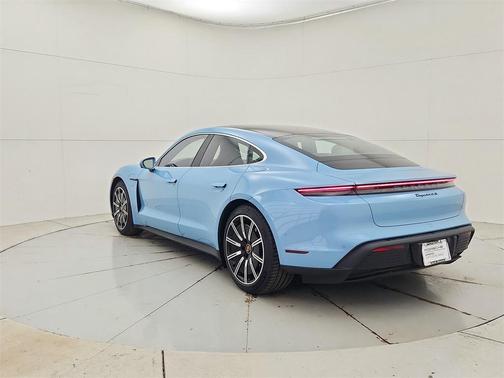 2024 Porsche Taycan 4S