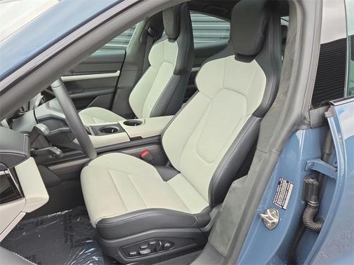 2025 Porsche Taycan GTS