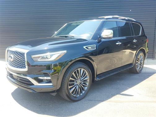 2023 INFINITI QX80 SENSORY