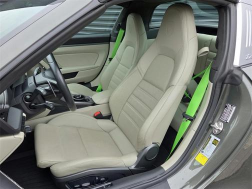 2022 Porsche 911 Targa 4S