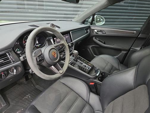 2023 Porsche Macan GTS