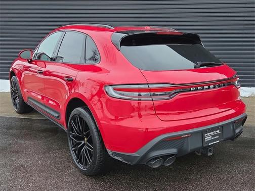 2022 Porsche Macan Base