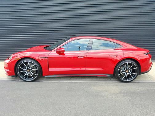 2025 Porsche Taycan 4S