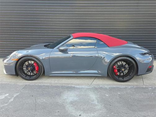 2025 Porsche 911 Carrera GTS