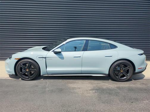 2025 Porsche Taycan 4S