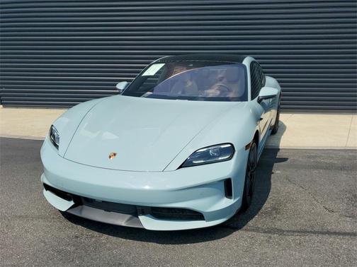 2025 Porsche Taycan 4S