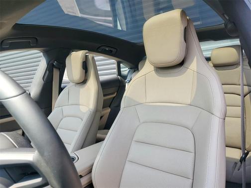 2025 Porsche Taycan 4S