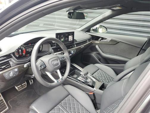 2022 Audi S4 3.0T Prestige