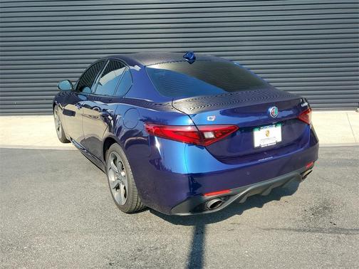 2017 Alfa Romeo Giulia Base