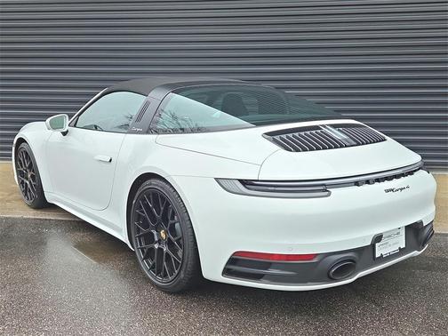 2024 Porsche 911 Targa 4