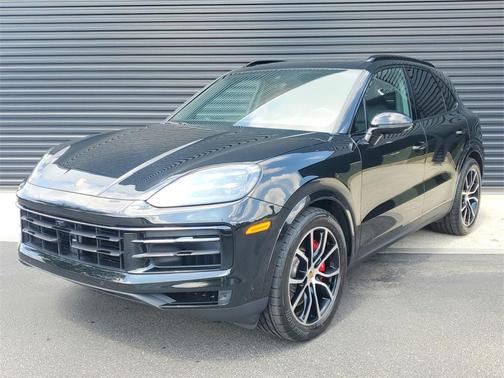 2024 Porsche Cayenne S