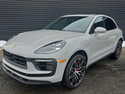 2025 Porsche Macan S