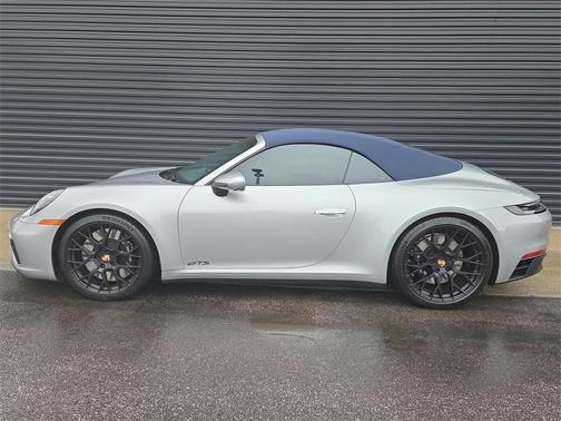 2024 Porsche 911 Carrera 4 GTS