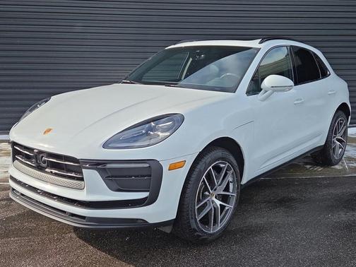 2026 Porsche Macan 
