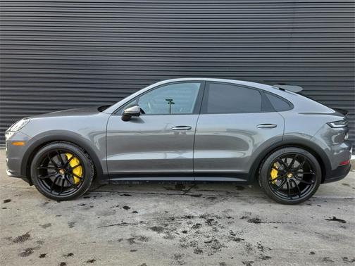 2024 Porsche Cayenne Turbo GT