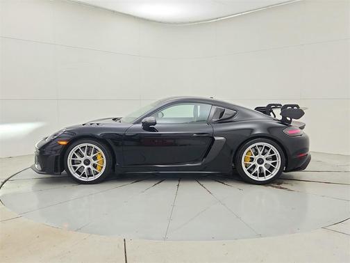 2024 Porsche 718 Cayman GT4 RS
