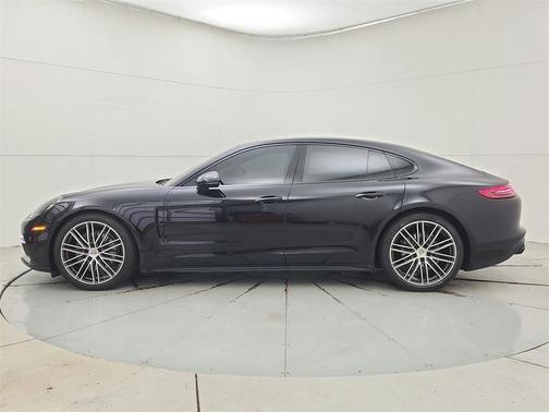 2018 Porsche Panamera 4S